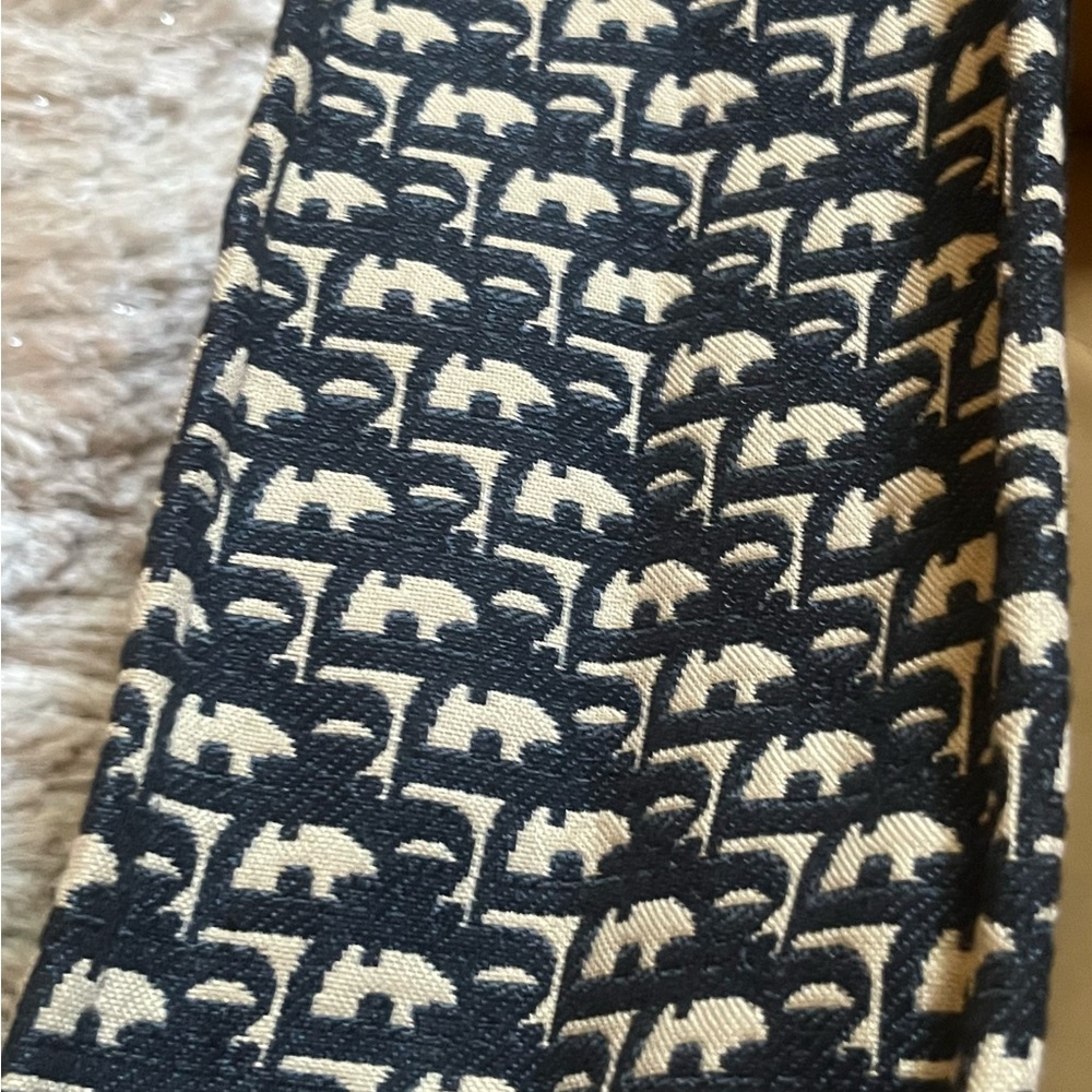 Blue and White Tote Bag - Picture 7 of 8